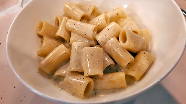 Spazio Nico Romito, cacio e pepe