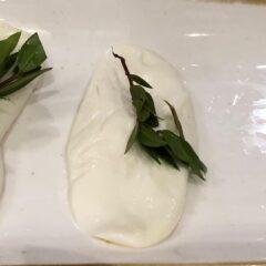 La Mozzarella nella mortella della Chioccia